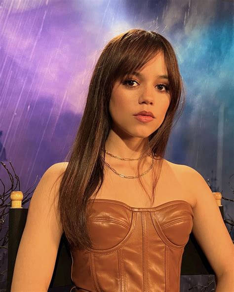 jenna ortega sexy bilder|See Jenna Ortegas Best Instagram Pictures Now